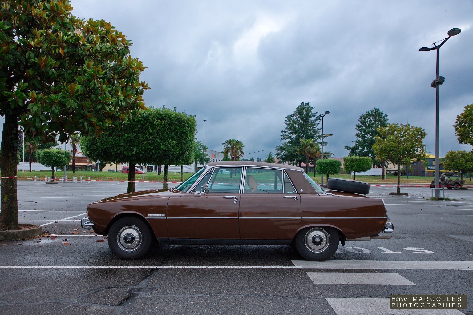 Rover 3500-02.jpg